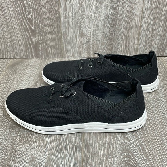 Clarks Cloudsteppers Breeze Ave Sneakers Slip On Washable Canvas 7.5M - Picture 1 of 16